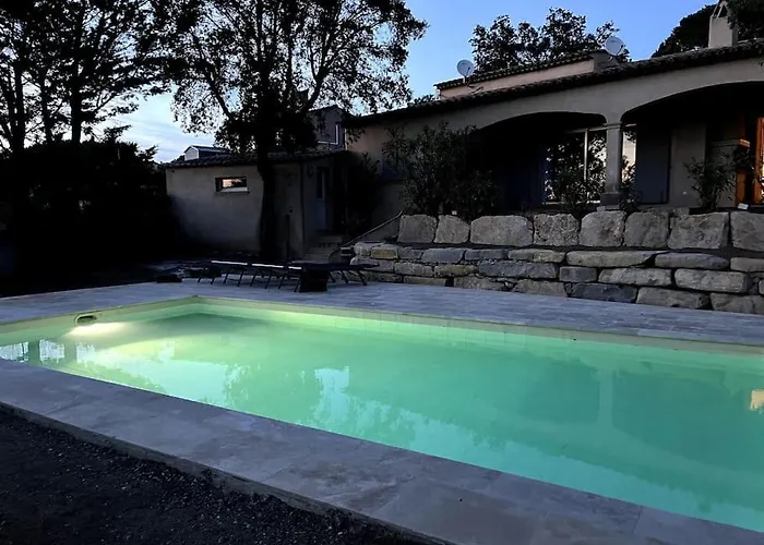 Lou Pantai With New Swimming Pool Вілла *