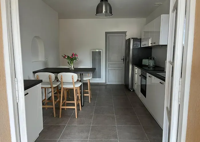 Lou Pantai With New Swimming Pool Сент-Максім