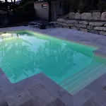 Lou Pantai With New Swimming Pool Villa
