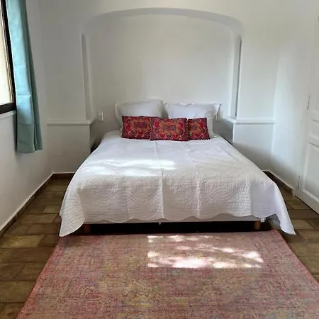 Lou Pantai With New Swimming Pool *