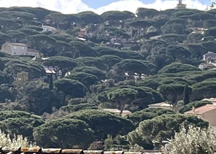 Lou Pantai With New Swimming Pool *