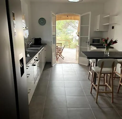 Lou Pantai With New Swimming Pool